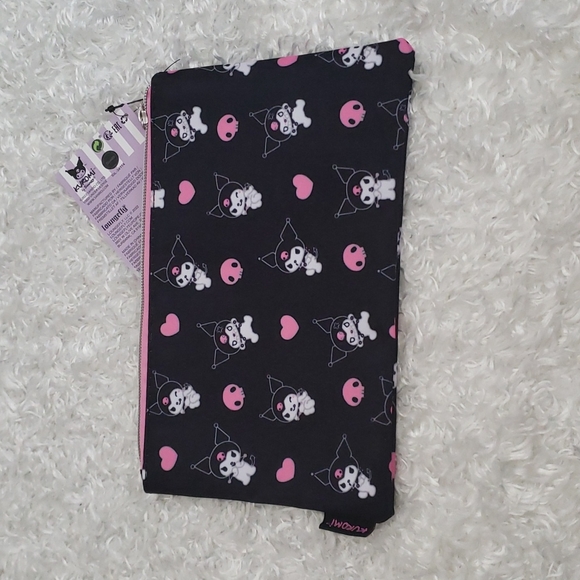 NWT Loungefly Kuromi make-up bag - Picture 2 of 5